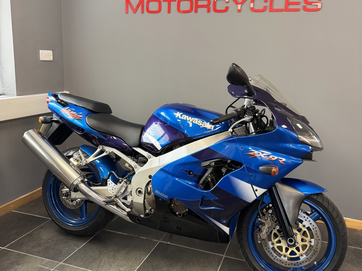 Kawasaki ZX-9R – 26,158 Miles – Outstanding Original Example £3495