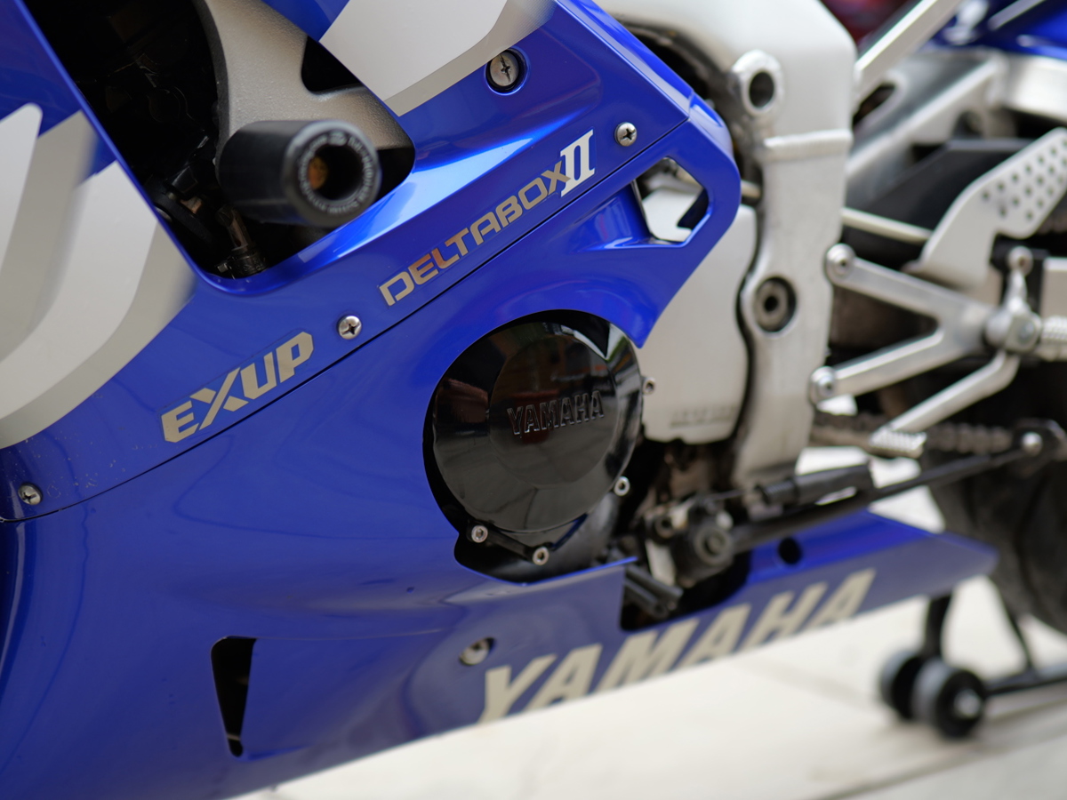 2000 Yamaha YZF-R1 5JJ  28,896 Miles Future Classic Featured on Mid Bike Crisis 